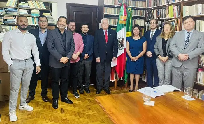 Operadores turísticos do Brasil se reuniram com Cônsul Geral do México para falar sobre exigência do visto mexicano