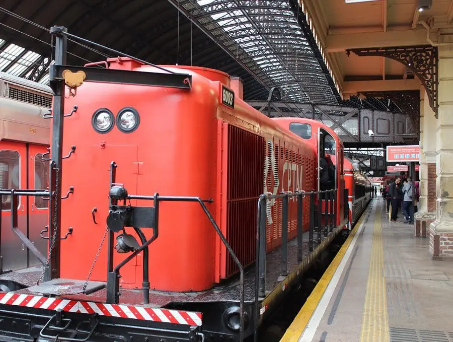 Composição do Expresso Turísico conta com a locomotiva, Litorina e mais três vagões de passageiros_Foto - Tárcia Oreste Composição do Expresso Turísico conta com a locomotiva, Litorina e mais três vagões de passageiros_Foto - Tárcia Oreste