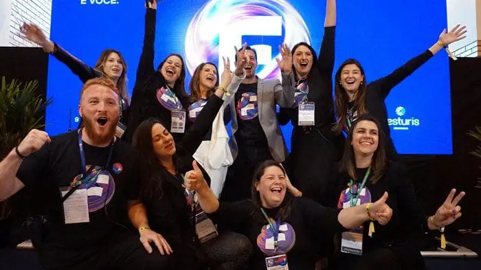 Festuris 2022 encerra com grandes emoções e celebração da equipe de organização.