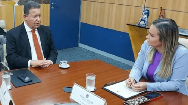 Alexandre Sampaio e DAniela Ministra Presidente da FBHA