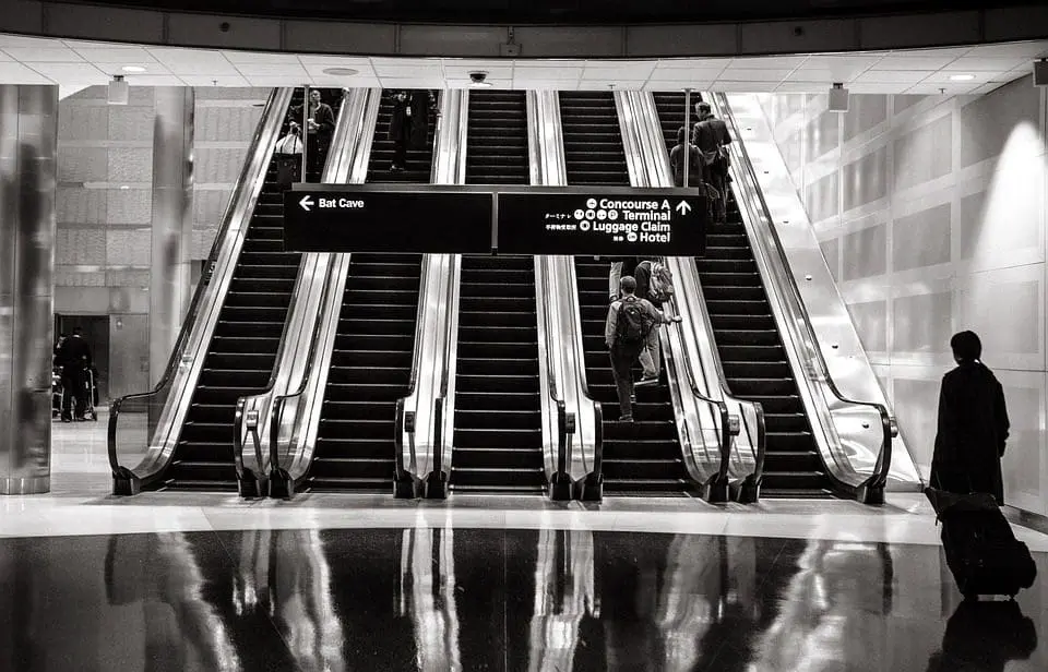 ABEAR Aeroporto - Pis Cofins Decolar
