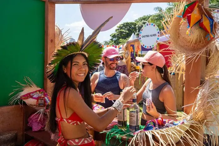 Barracas de comidas típicas e bebidas