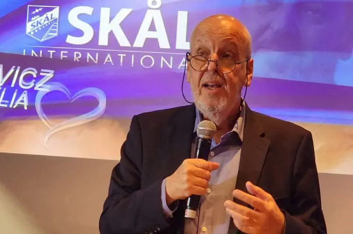 Eduardo Sanovicz recebe “Mérito Skål”, que reconheceu sua trajetória profissional no setor turístico