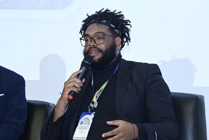 Evento de negócios espaciais: Leonardo Souza