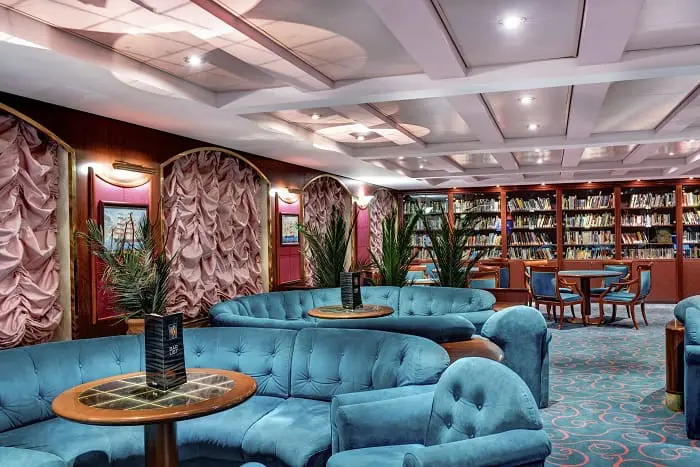 MSC Lirica, Lord Nelson Pub