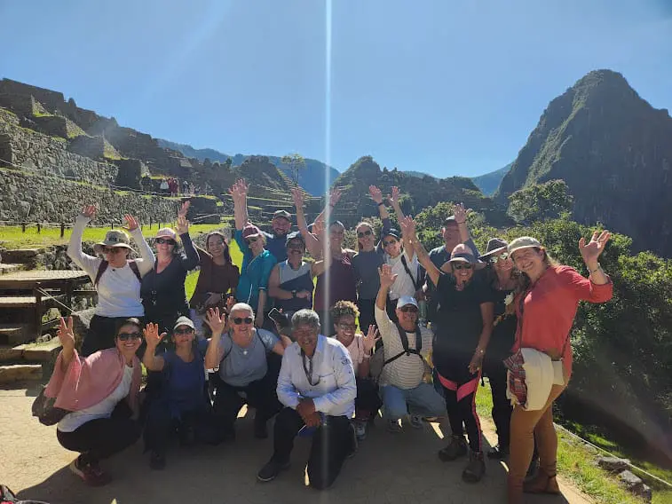 Por meio de parceria com a agência de viagens NeoSenses, a próxima saída para Machu Picchu Xamânico será em 22 de abril de 2024 Por meio de parceria com a agência de viagens NeoSenses, a próxima saída para Machu Picchu Xamânico será em 22 de abril de 2024