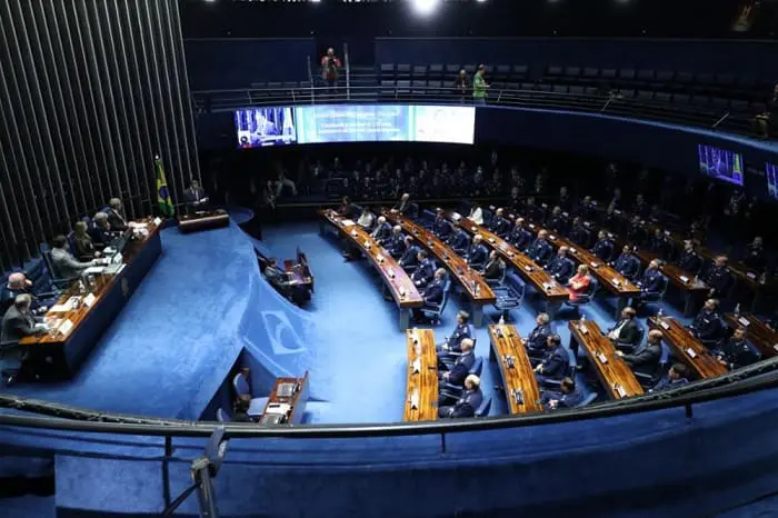 entidades_do_setor_de_turismo_e_eventos_exigem_aliquota_reduzida_na_reforma_tributaria Entidades do setor de turismo e eventos: imagem ilustrativa de uma Sessão Solene no Congresso, no dia 28 de junho de 2023