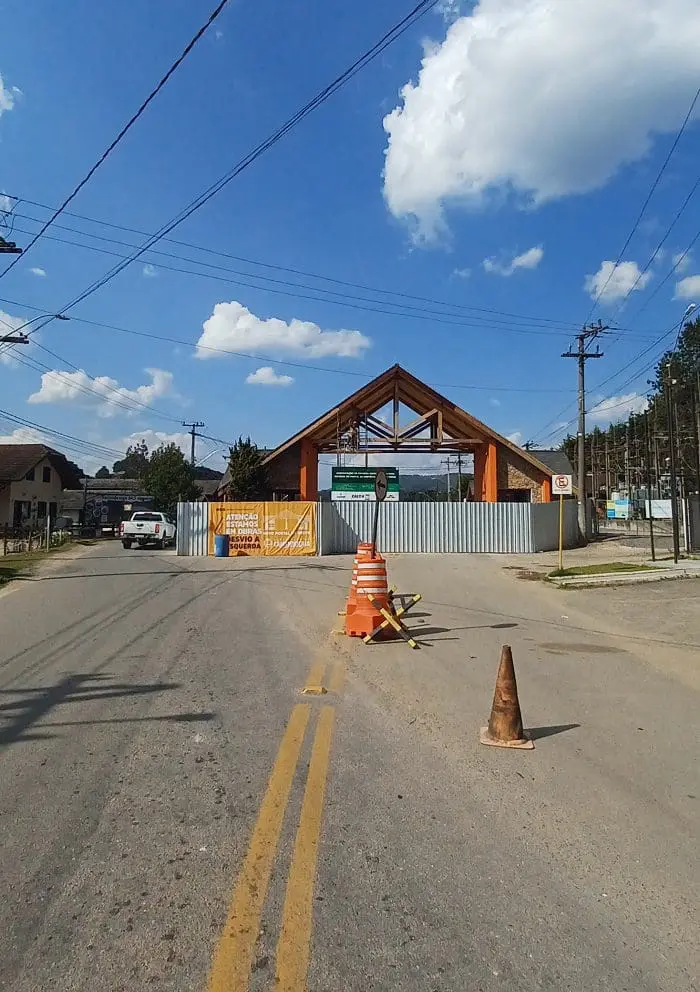 Portal de Monte Verde inverno Camanducaia