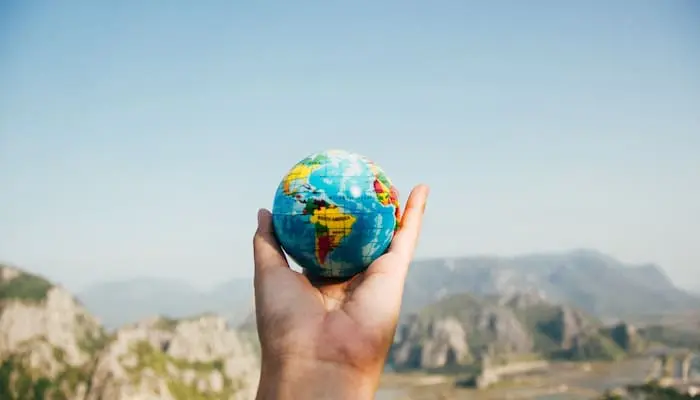 pexels-porapak-apichodilok-346885 Comprar passagem aérea nacional com antecedência oferece economia de até 833% ao viajante, aponta estudo da Onfly