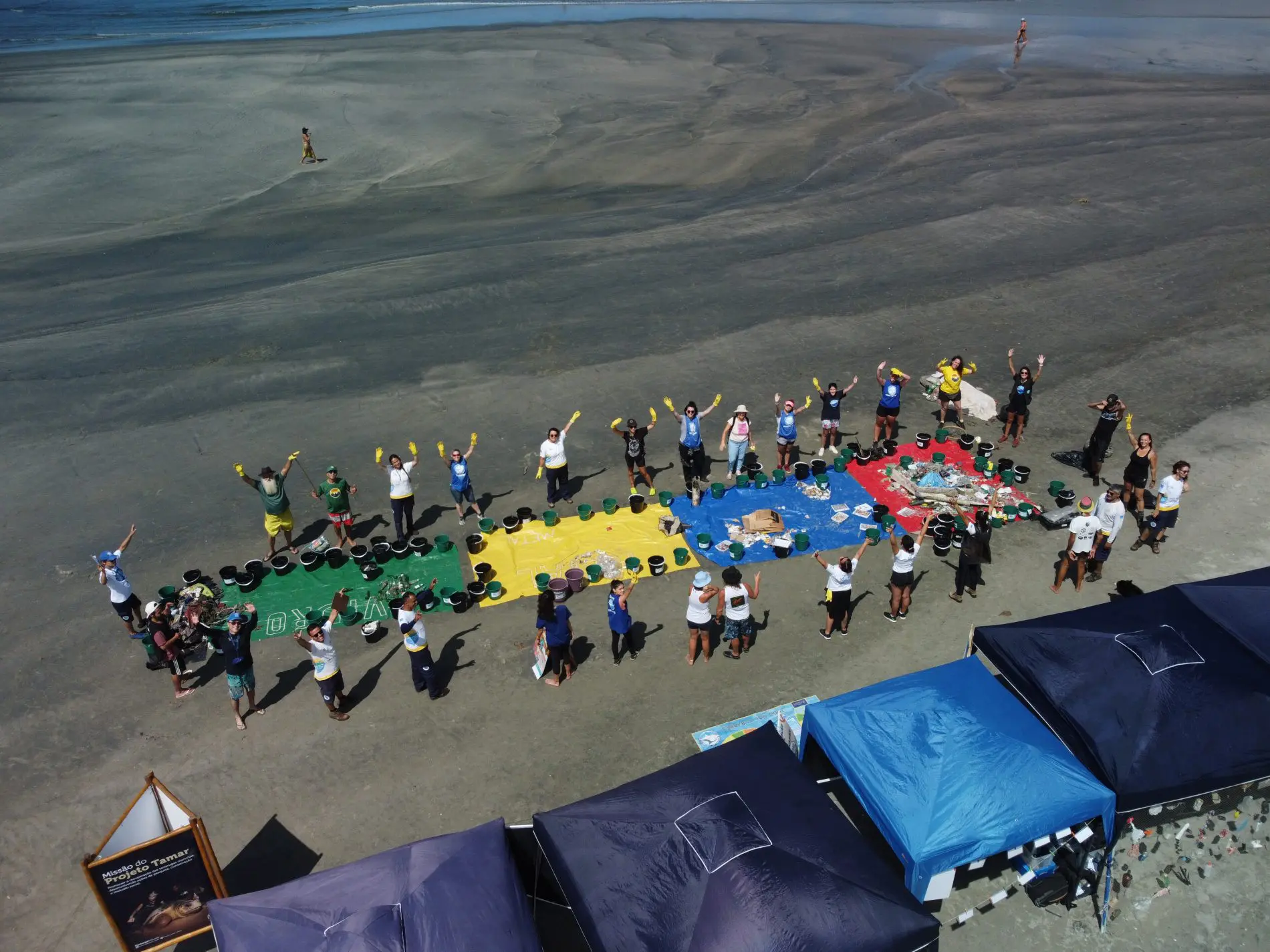 Mutirão idealizado pela ação International Coastal Cleanup®️ no Litoral Norte