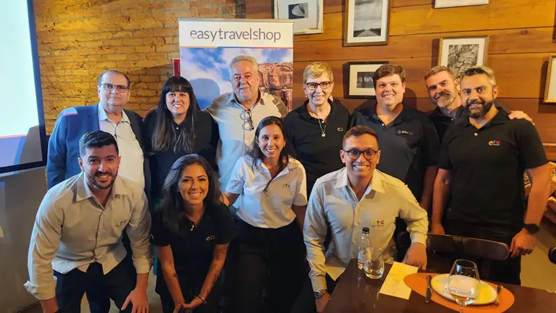 Equipes da ETS, Mike Tec e do Turismo de Sergipe Easy Travel Shop