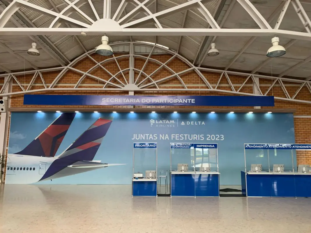 35ª Edição do Festuris Gramado é a primeira em que LATAM e Delta se apresentam em estande conjunto desde a aprovação em 2022 da sua Joint Venture (Crédito Divulgação LATAM)