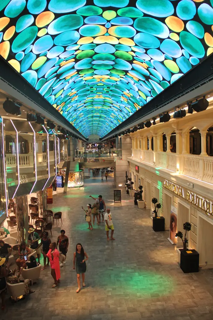 Infinity Atrium MSC Grandiosa