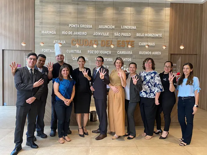 Bourbon Cidad de Leste Bourbon