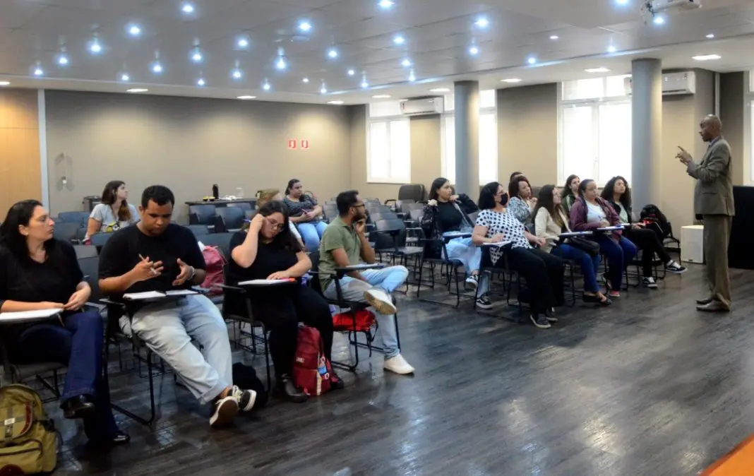 Academia de Turismo. Curso Agente de Turismo