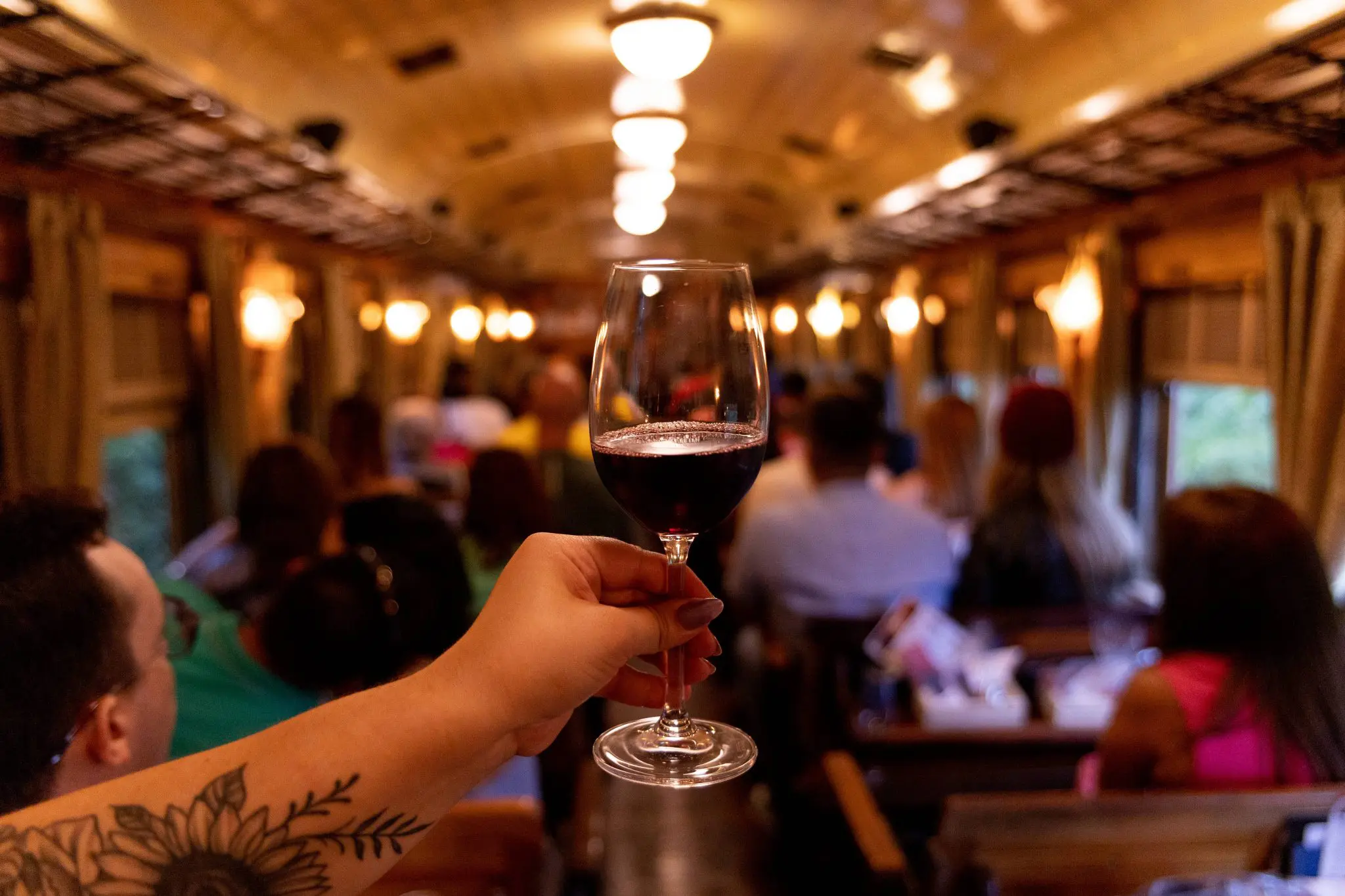 L'Essenza del Vino é a oportunidade de desfrutar de diferentes rótulos gaúchos durante o passeio da Maria Fumaça - Trem do Vinho (Foto: Divulgação)