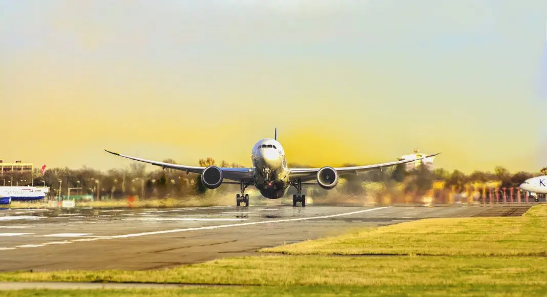Vai viajar de avião pela primeira vez Veja 5 dicas para garantir um voo tranquilo - Foto - Pixabay Vai viajar de avião pela primeira vez Veja 5 dicas para garantir um voo tranquilo - Foto - Pixabay
