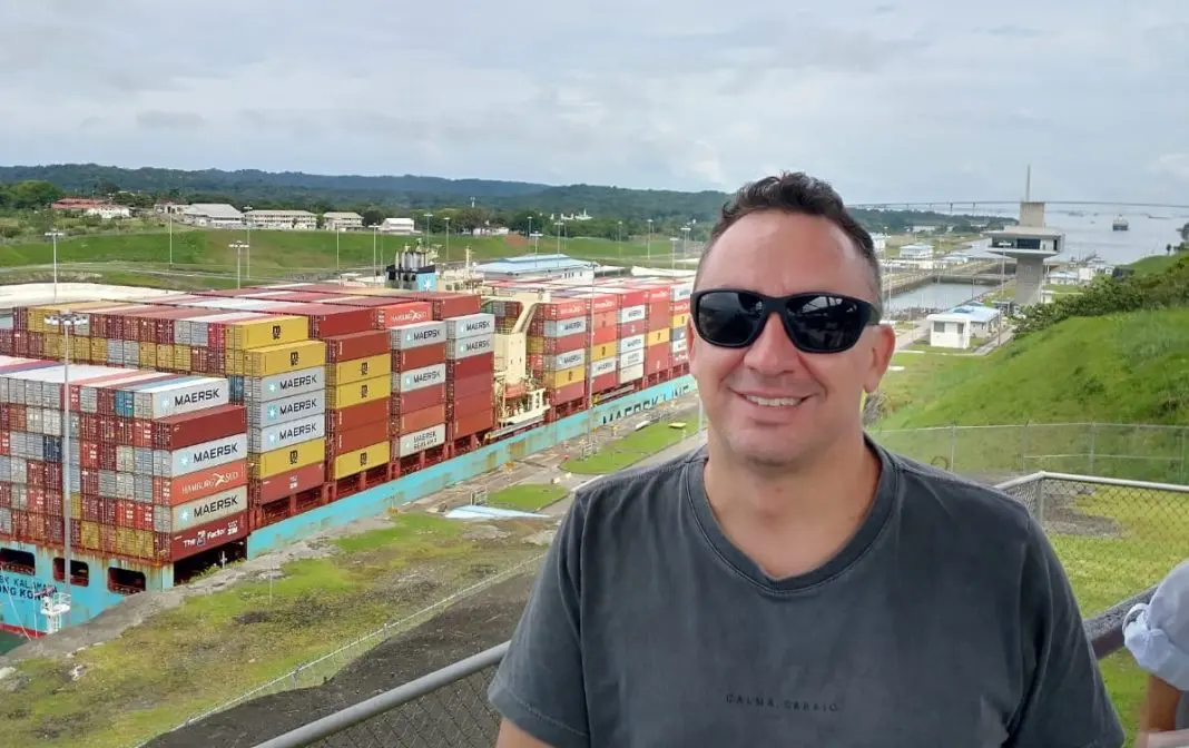 O gerente administrativo, Marcelo, aproveitou a escala no Panamá para conhecer um destino a mais em sua viagem para os Estados Unidos.