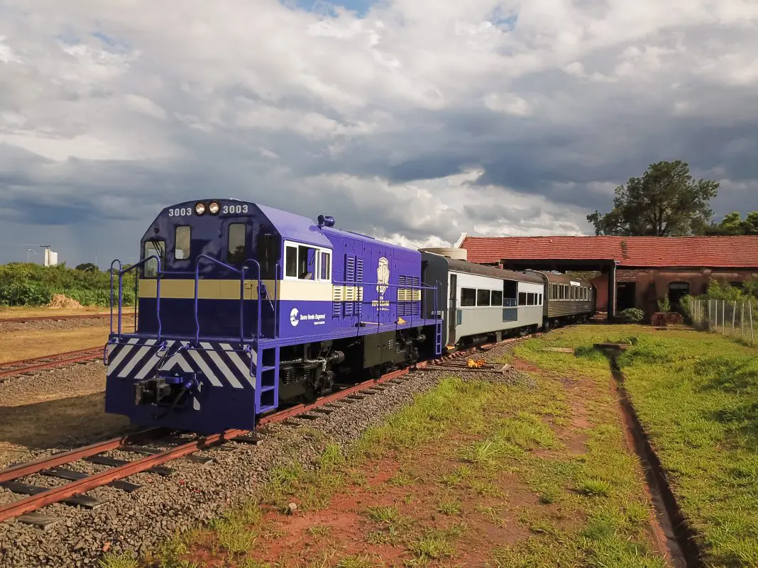 Empresa sorteia passagens de trem na Expo Turismo Paraná Empresa sorteia passagens de trem na Expo Turismo Paraná