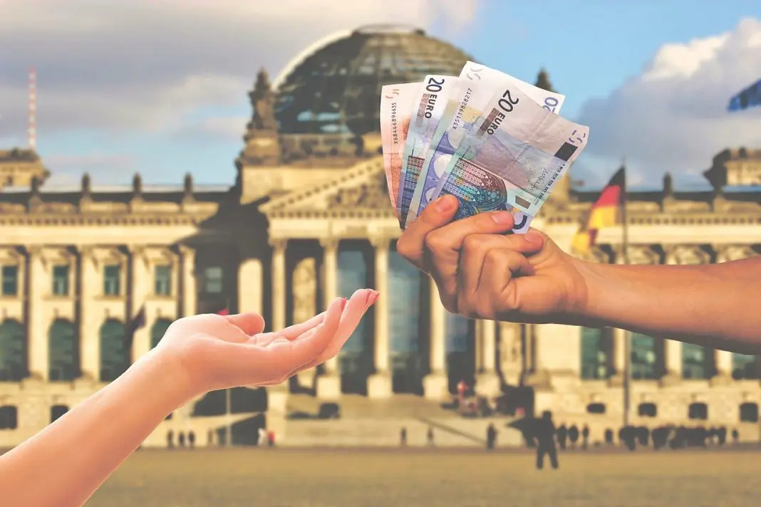 Redução do IOF incentiva viagens para outros países - Fonte - Pixabay