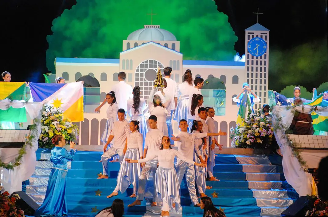 Coroação de Nossa Senhora (Foto: Ascom/Prefeitura de Canindé)