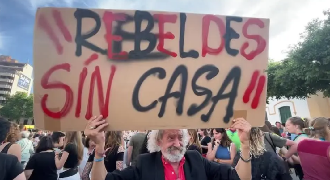 População de ilha espanhola vai às ruas para exigir controle de turistas