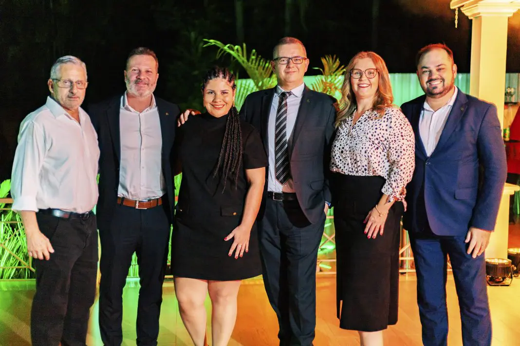 Wilson Marques (BRT Operadora), Gustavo Minatel (Diretor de Marketing Bourbon Hospitalidade), Michele Dourado (BRT Operadora), Willian Lass (Diretor Geral Bourbon Cataratas do Iguaçu), Malu Matheus, Gestora de Vendas Tour & Travel Bourbon Hospitalidade e Fabrício Vinci, Gerente Regional de Vendas Hotéis Urbanos e Internacionais Bourbon Hospitalidade (Foto: Divulgação)