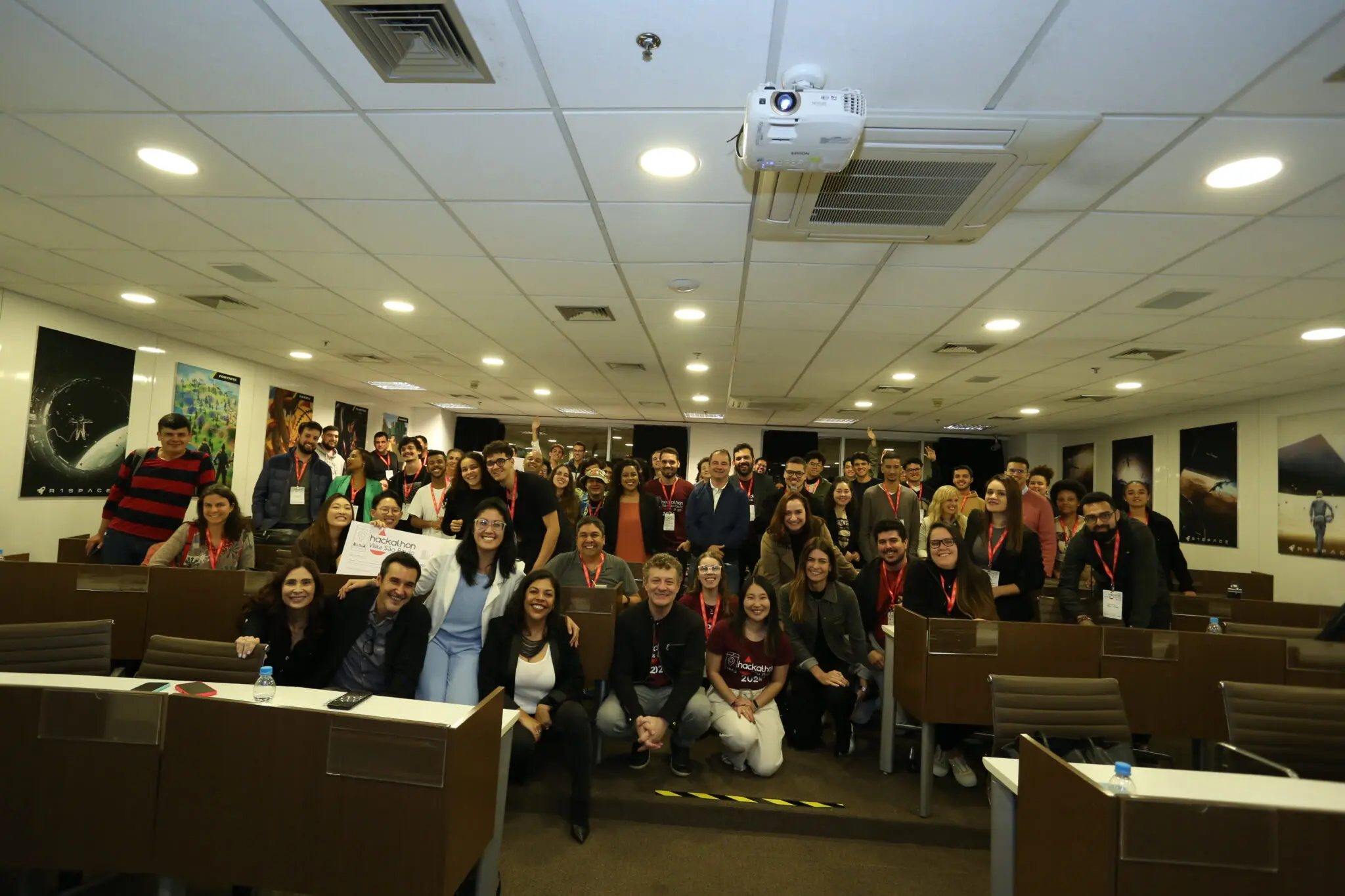Foto geral dos participantes - Gregori Grigoragi