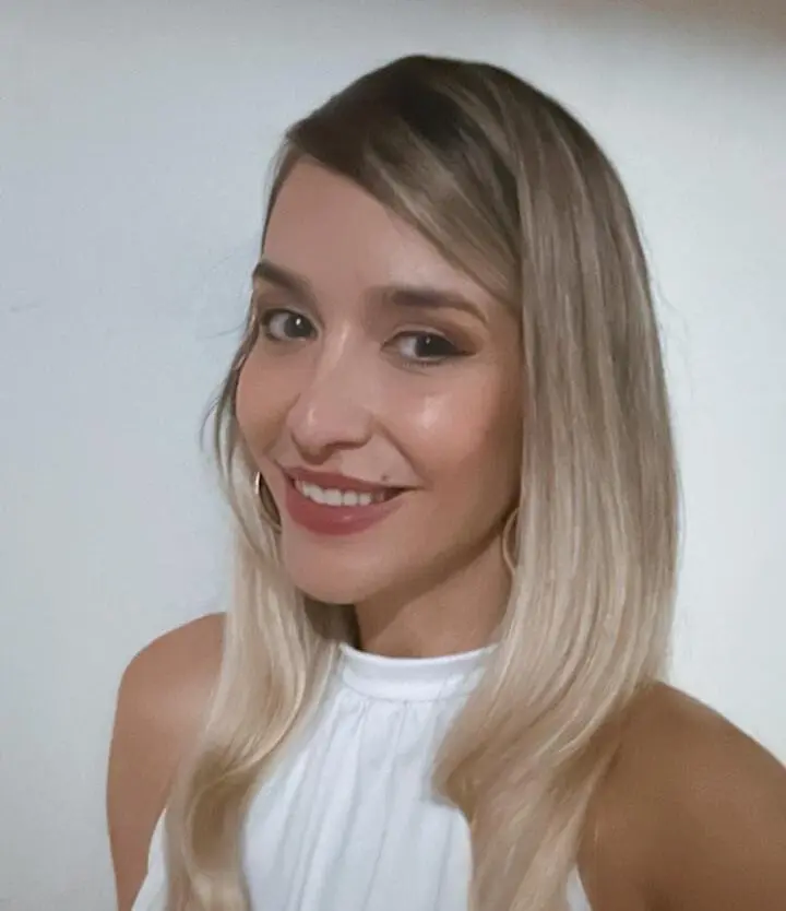Letícia de Souza Mutuberria passou pela Total Linhas Aéreas e tem experiência em hotelaria - Foto: divulgação