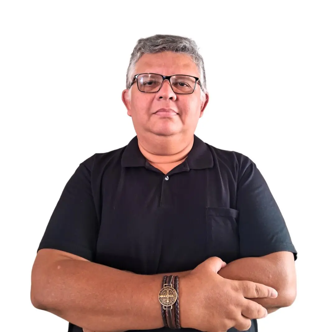 Sidnésio Gomes e Moura