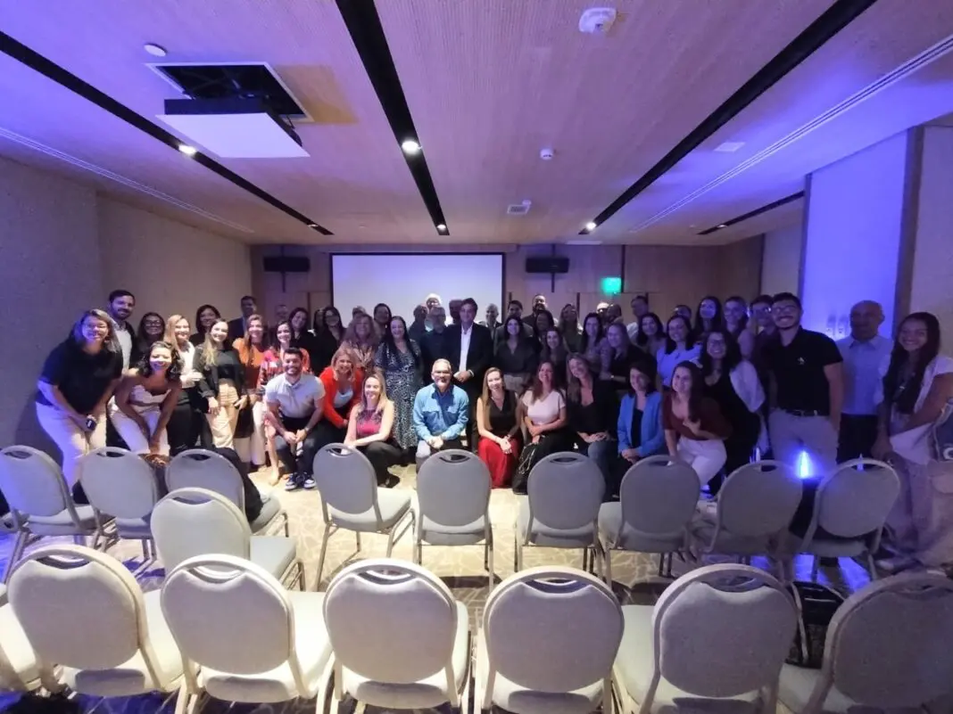 Fórum Comercial debate tendências do turismo em 2025 - Foto: divulgação