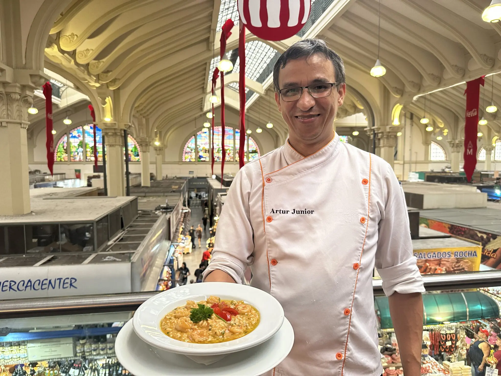 Chef Arthur Júnior e o Risoto de Camarão - Foto: divulgação