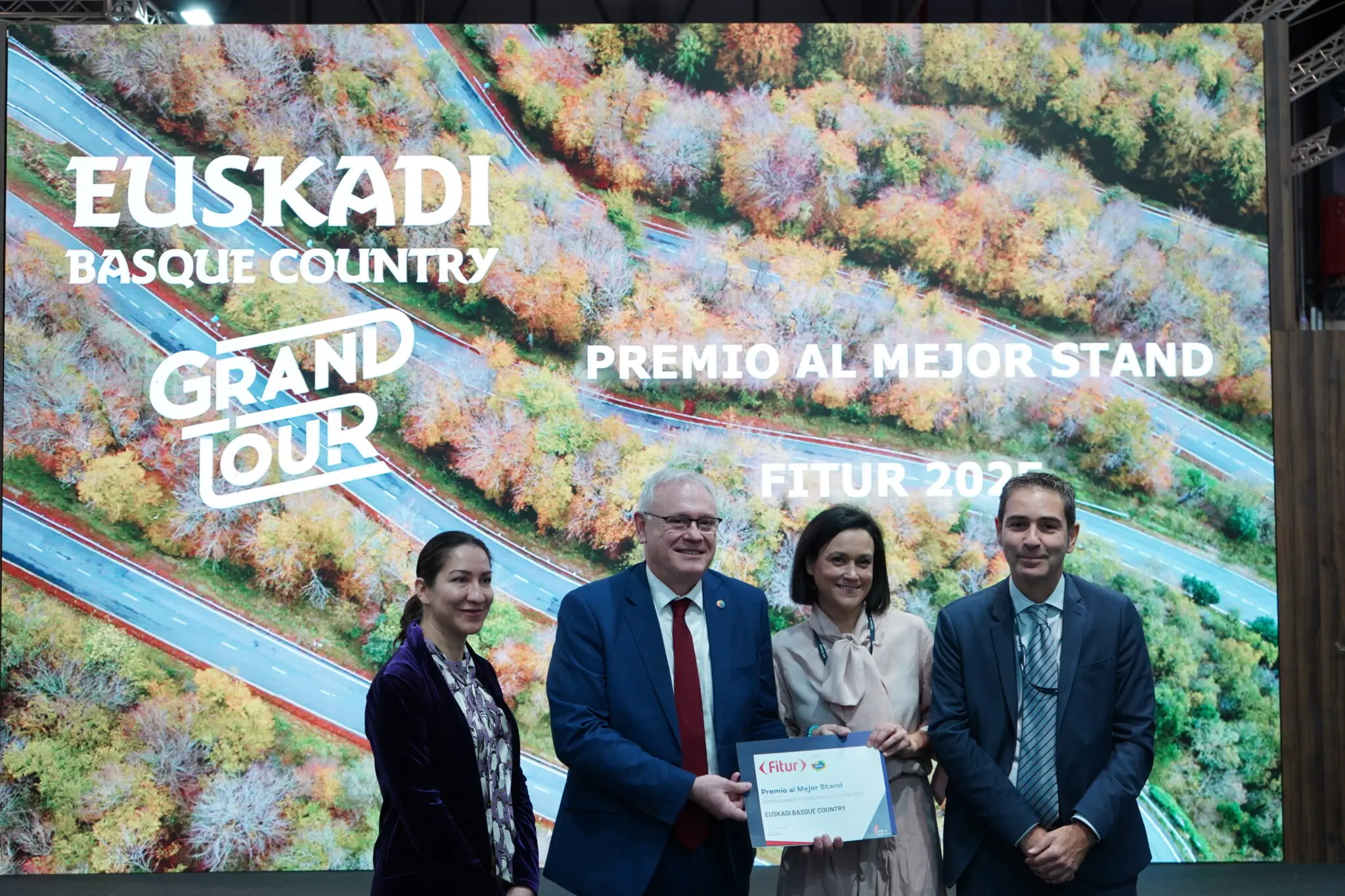 Premio Mejor Stand FITUR 2025_Comunidades Autónomas_Euskad - FITUR