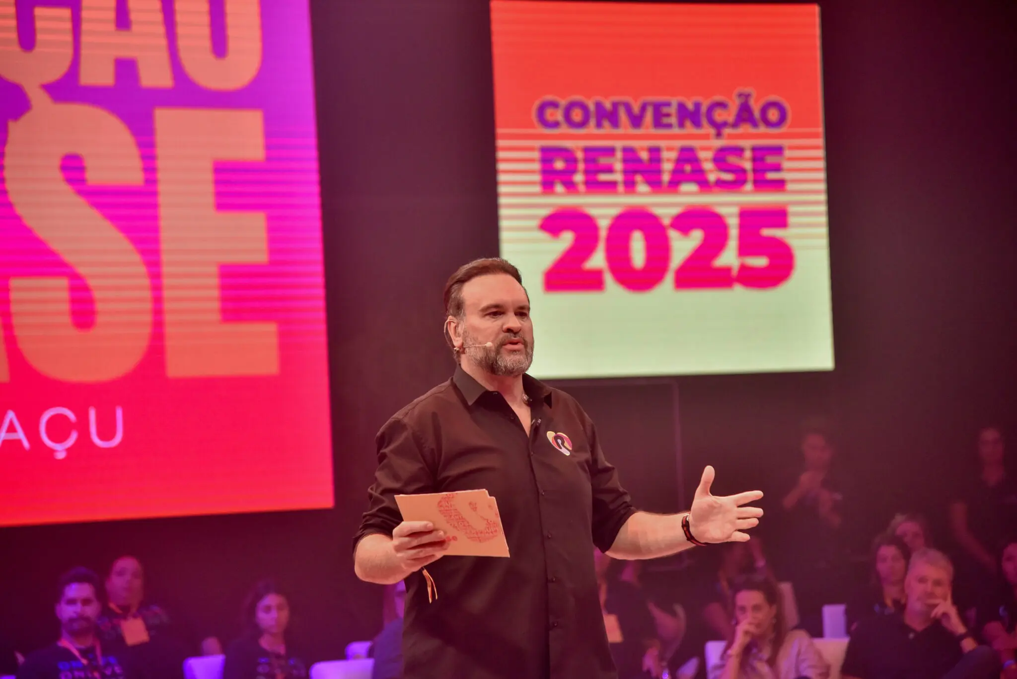 Rodrigo Stocco, CEO da Renase, durante a plenária da convenção 2025 Foto: Divulgação