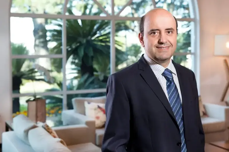 Antonio Dias Royal Palm Hotels