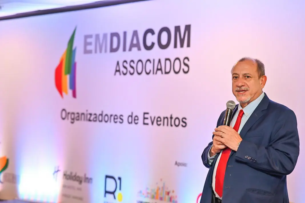 EmDiaCom