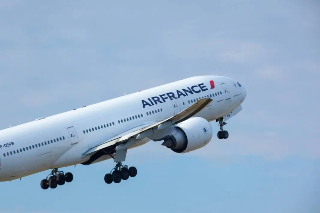 Boeing 777-200, Air France - Foto: divulgação