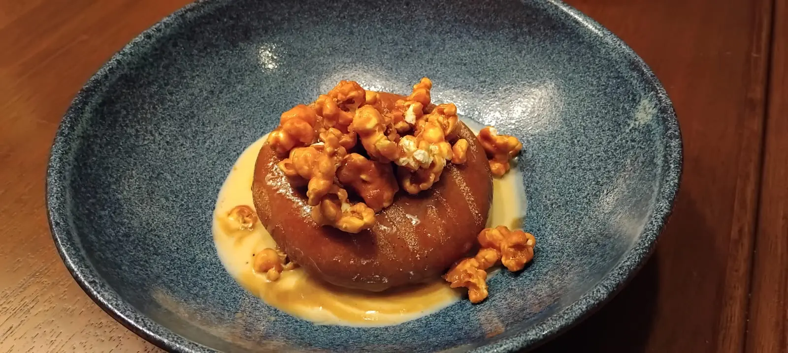 LA REDONDA - Donuts de churros, doce de leite e calda de baunilha brasileira