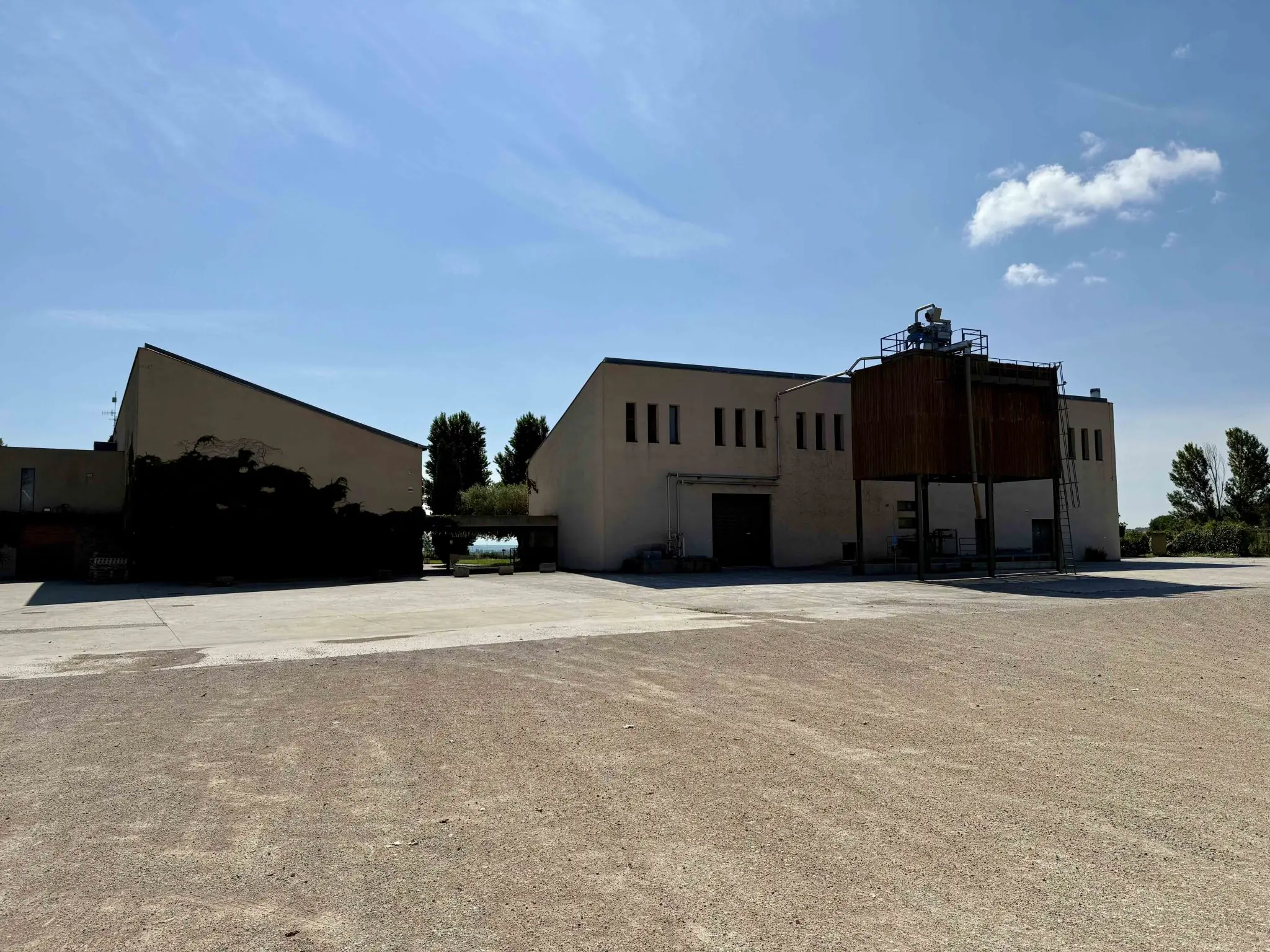 Vista externa da almazara Crédito: Arquivo pessoal Waleska S / Divulgação