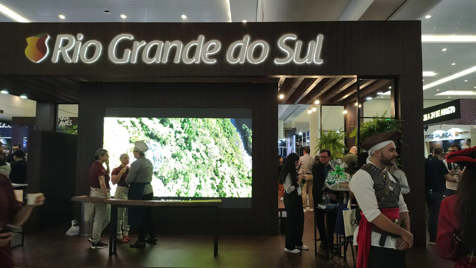 Estande do Rio Grande do Sul durante o FITCataratas 2025 – Crédito: Bárbara Sega / DT