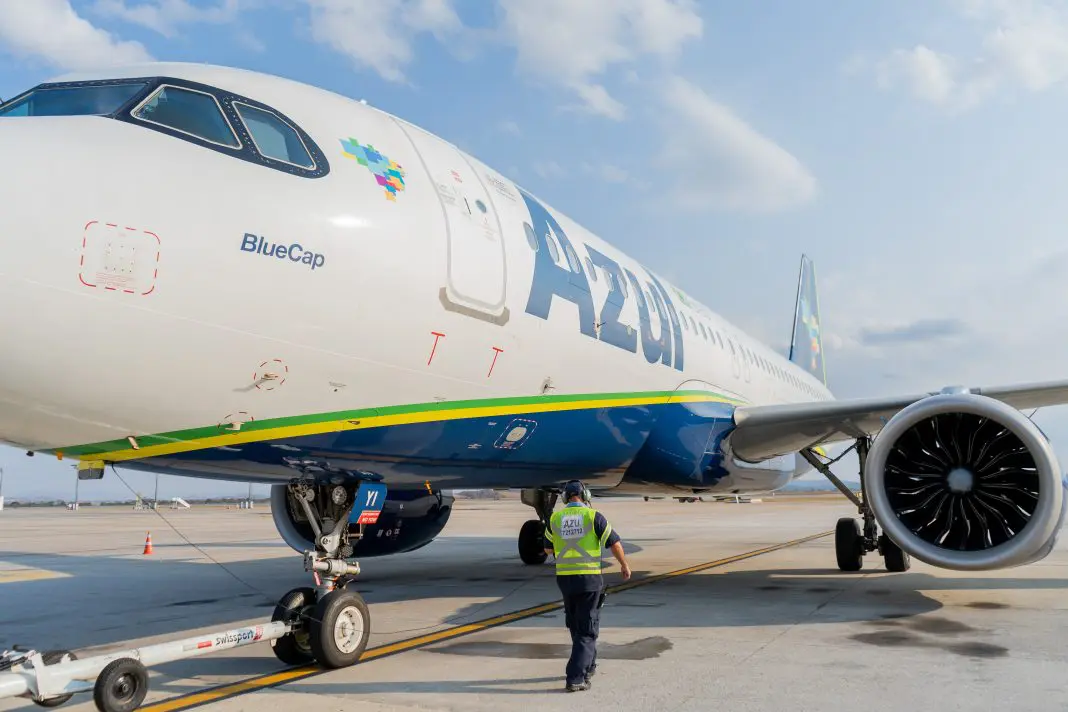 Negócios da Azul no exterior alcançaram quase R$ 1 bi nos primeiros seis meses de 2025 - Foto: divulgação