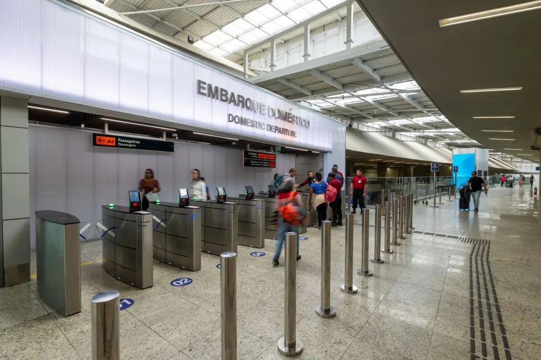 Alta temporada: BH Airport amplia fluidez no embarque e alerta para regras de bagagem de mão - Foto: divulgação Alta temporada: BH Airport amplia fluidez no embarque e alerta para regras de bagagem de mão - Foto: divulgação