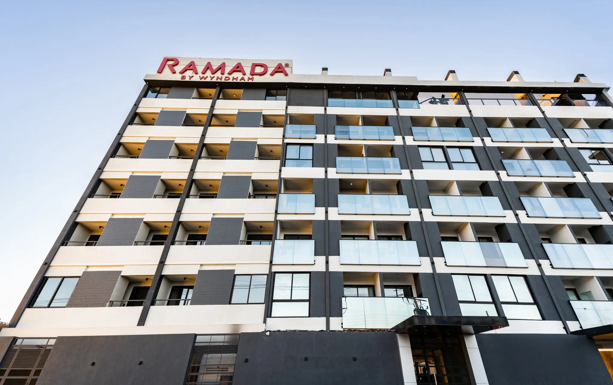 Ramada Suites by Wyndham Asunción - Crédito: Maria Amparo Lopez Molina