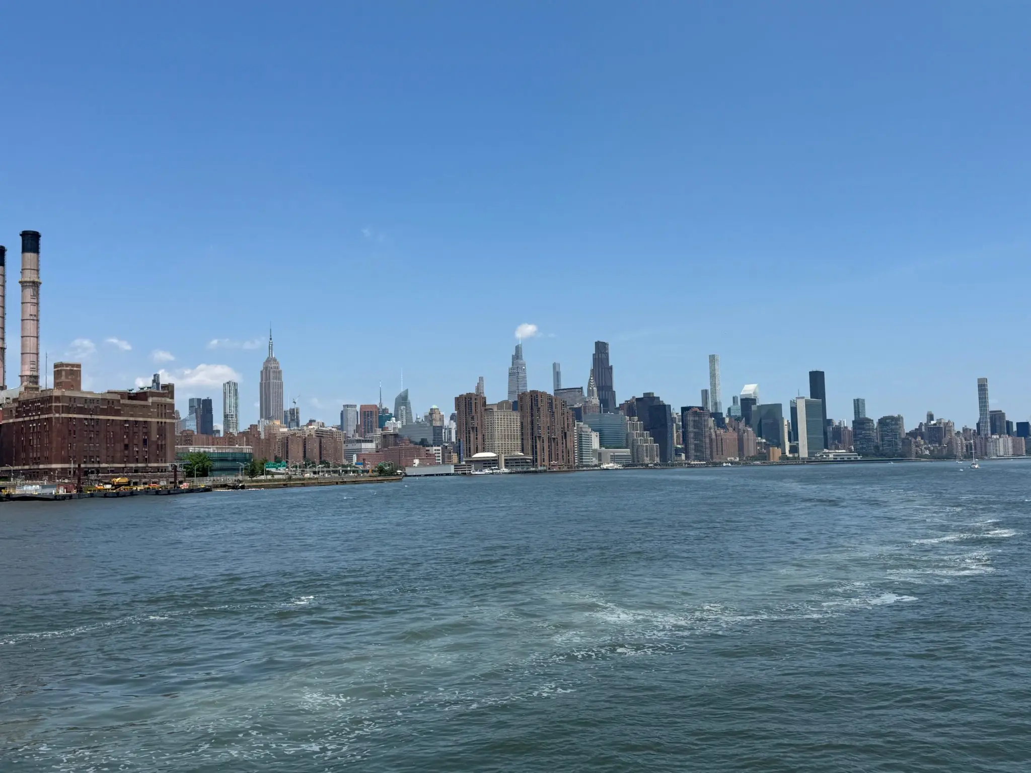 Vista do passeio de barco Circle Line pelo rio Hudson (Foto: Simone Barros) Nova York