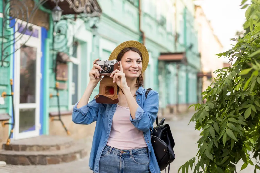 Brasil recebe 6,52 milhões de turistas internacionais até agosto de 2025, supera países vizinhos e se aproxima da meta anual do Plano Nacional de Turismo. - Foto: Freepik