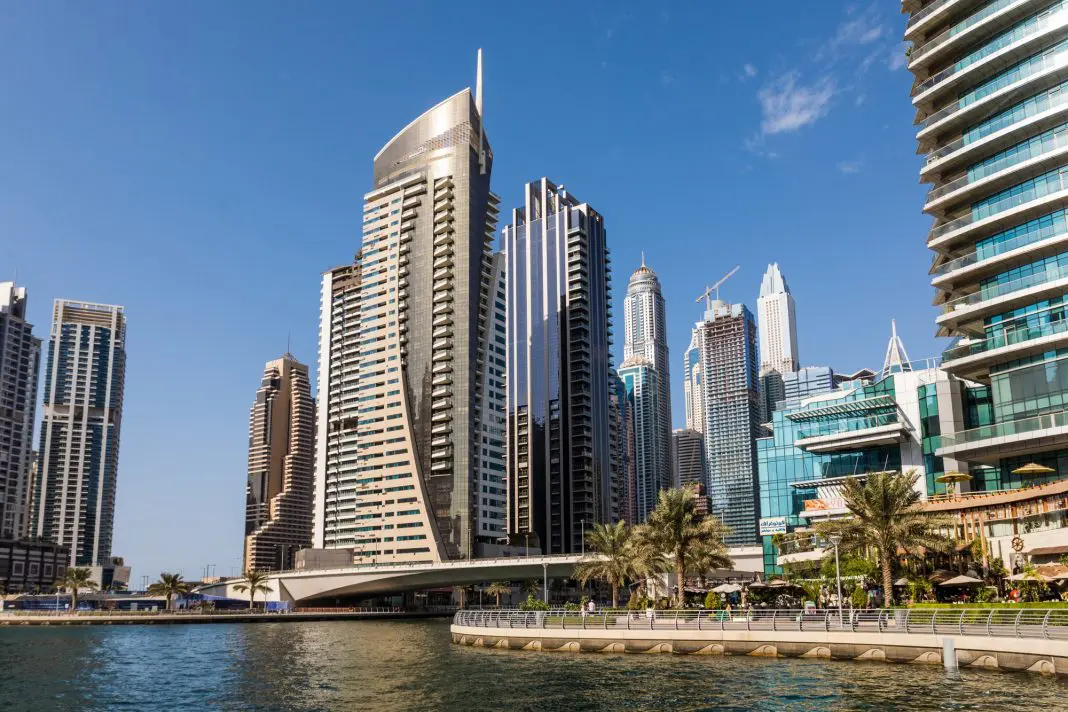 Brasileiros impulsionam recorde de visitas a Dubai, atraídos por experiências únicas e facilidades de viagem - Foto: Freepik