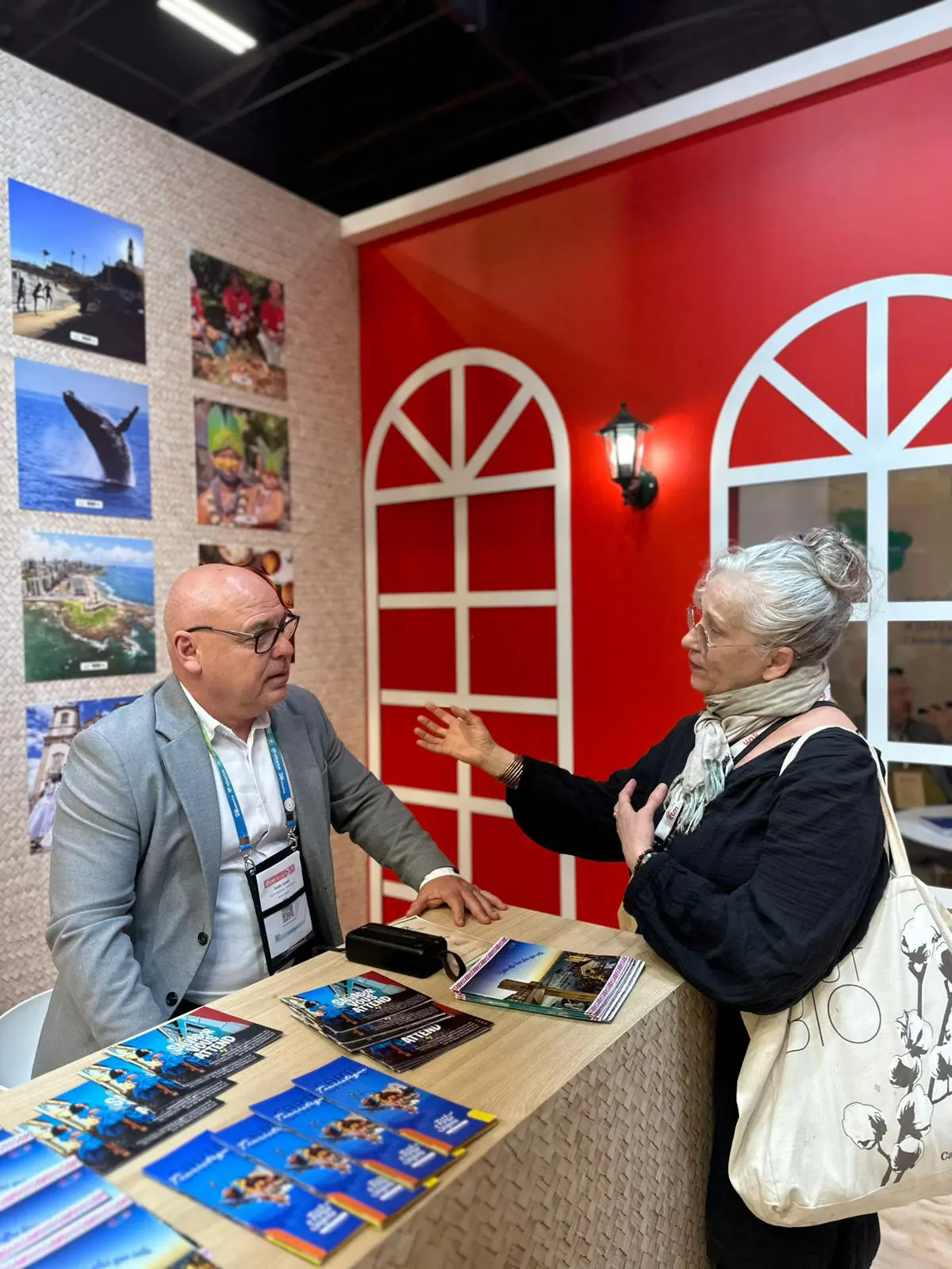 Equipe de Porto Seguro apresenta propostas culturais e turísticas na feira IFTM Top Resa – Foto: Divulgação