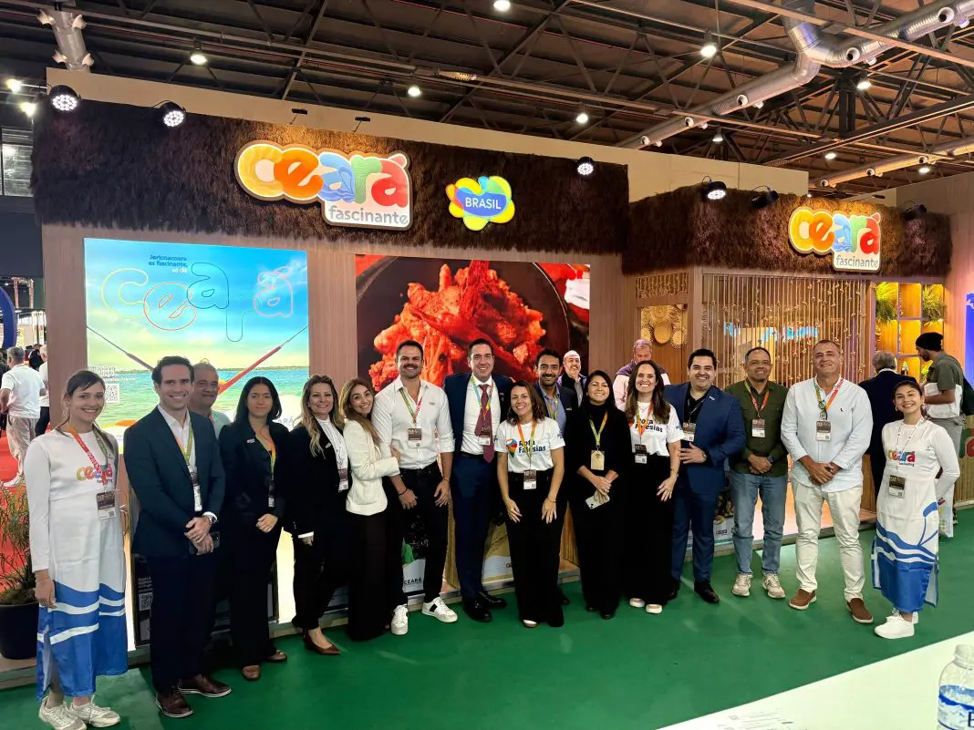 Equipe do Ceará celebra os resultados do turismo argentino durante a participação na FIT Buenos Aires 2025 – Foto: Divulgação/ASCOM Ceará