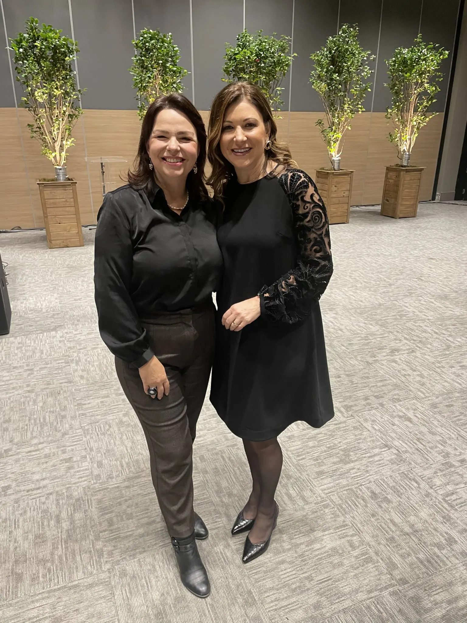 Waleska Schumacher e Juciane Casagrande (uma das mulheres enólogas mais destacadas no Brasil - Foto: Waleska Schumacher