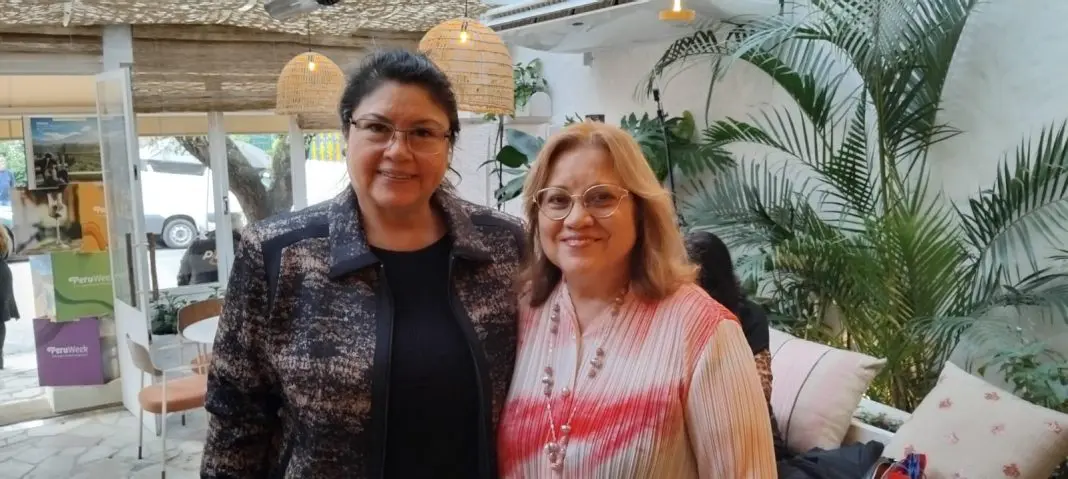 Milagros Ochoa e Silvia Seperack, da Promperú Milagros Ochoa e Silvia Seperack, da Promperú